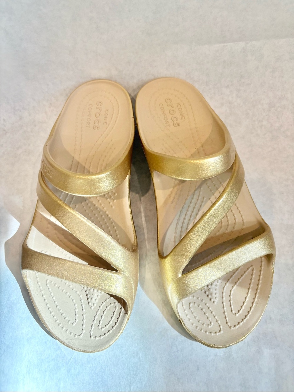 CROCS Kadee II Gold Metallic Comfort Sandals